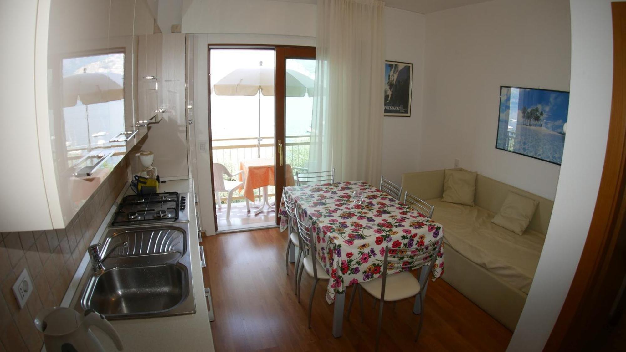 Residence Casa Maria Assenza di Brenzone Dış mekan fotoğraf