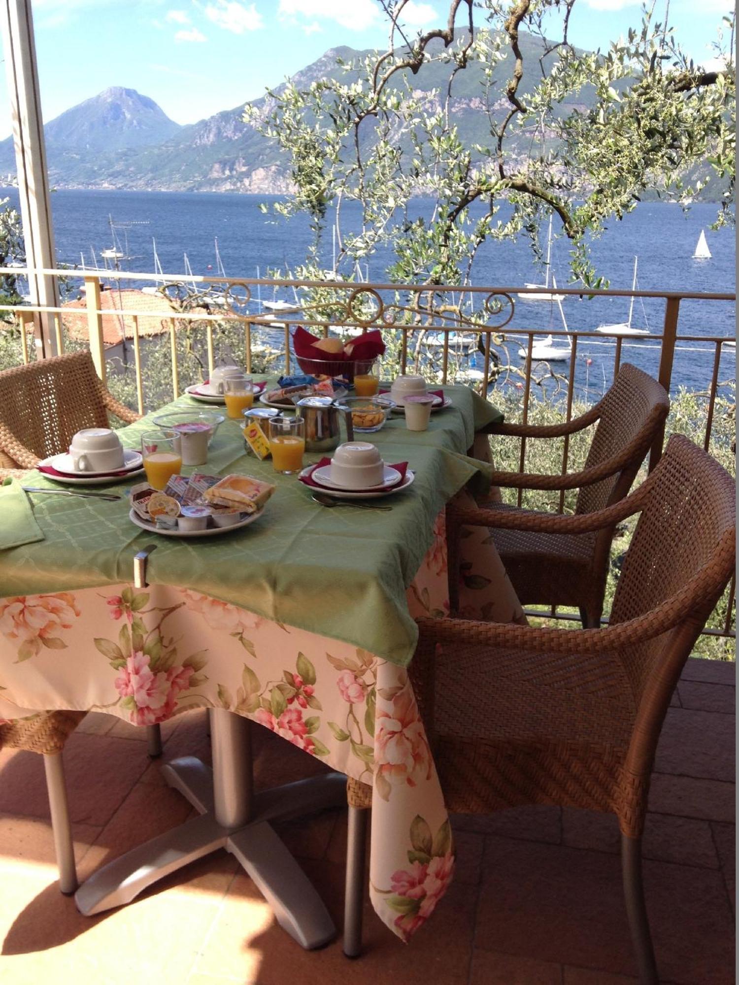 Residence Casa Maria Assenza di Brenzone Dış mekan fotoğraf